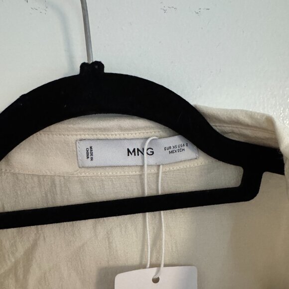 *NWT* Mango Short Sleeve Pleated Top - Cream - Picture 5 of 5